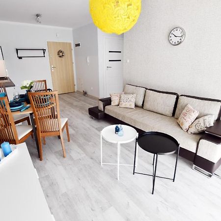 Apartament Kapitanski Lägenhet Kołobrzeg Exteriör bild