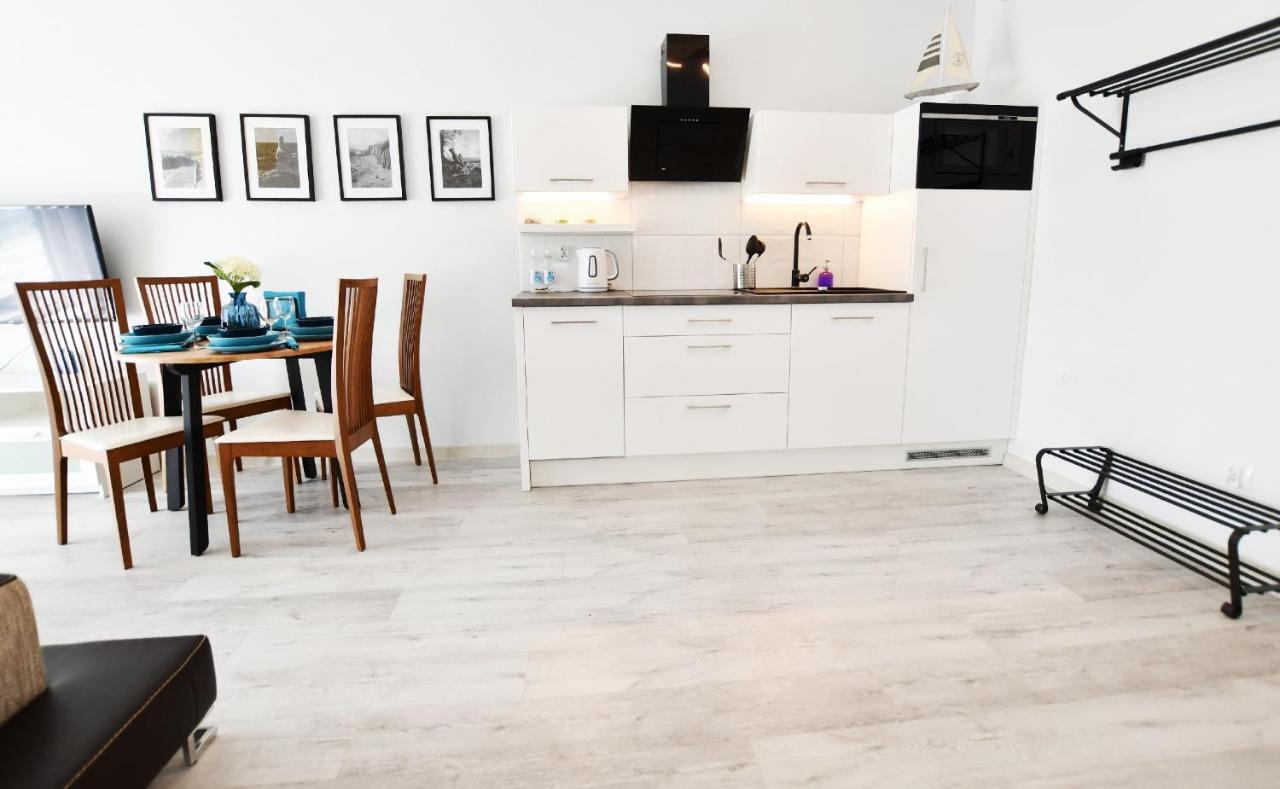 Apartament Kapitanski Lägenhet Kołobrzeg Exteriör bild