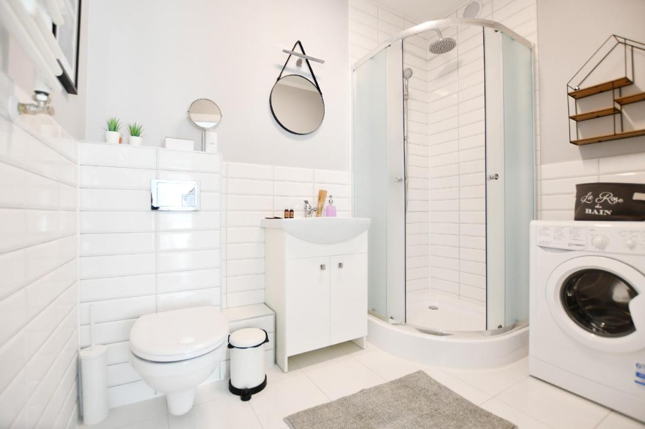 Apartament Kapitanski Lägenhet Kołobrzeg Exteriör bild